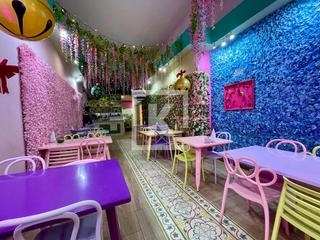 Traspàs Local Comercial a L´Antiga Esquerra de l´Eixample. Traspaso restaurantecafetería en el eixample con 8 años de traye
