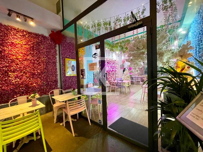 Foto 0a3daf7f-fd9e-46b0-a65e-64adba981609. Trapasso locale commerciale in L´Antiga Esquerra de l´Eixample Barcelona