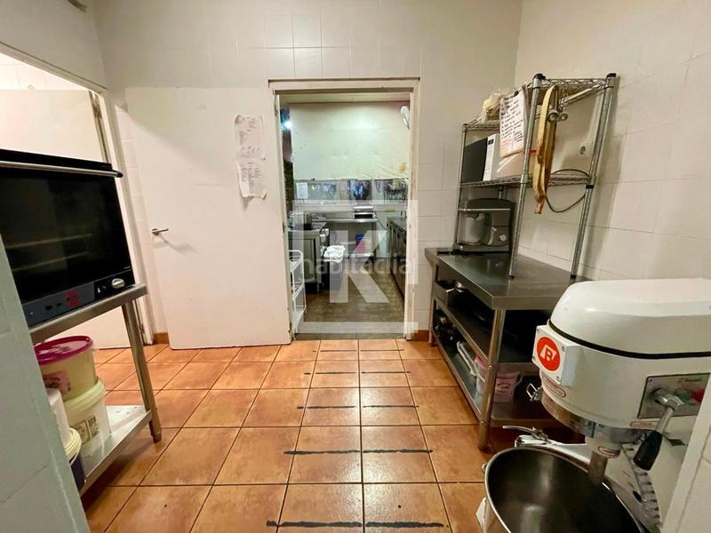 Foto 16b553d5-5c28-4058-a087-19e01937ed46. Trapasso locale commerciale in L´Antiga Esquerra de l´Eixample Barcelona