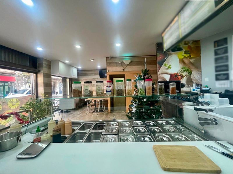 Foto d5d359d7-e3fc-4a33-8f07-80317157d4a0. Traspàs local comercial a La Gavarra Cornellà de Llobregat