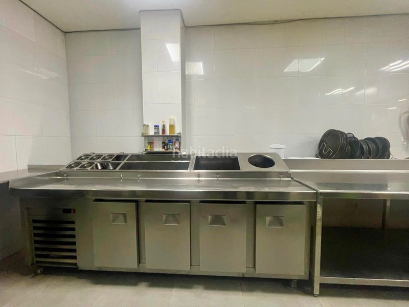 Foto f95268e0-1841-4fed-b694-5a5a6343a4d1. Traspàs local comercial a La Gavarra Cornellà de Llobregat