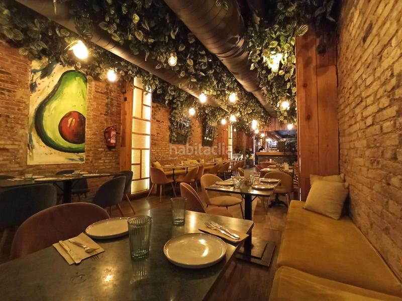 Foto 0eebd35d-fa91-4597-b353-e9b0379ceaa7. Traspaso local comercial traspaso restaurante zona de ocio en sant gervasigalvany. en Barcelona