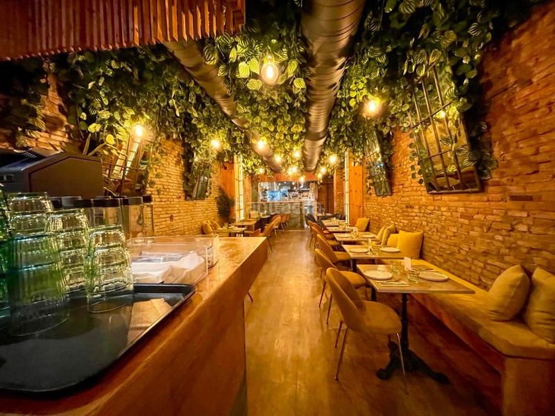 Foto bd7a270d-db81-47b4-8017-950724ea7ef1. Traspaso local comercial traspaso restaurante zona de ocio en sant gervasigalvany. en Barcelona