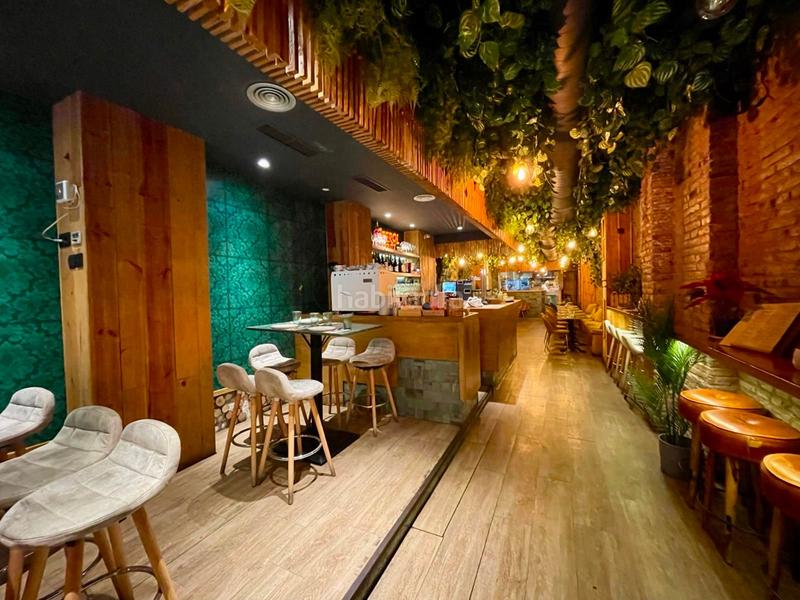 Foto bf2d4b2d-707e-45d3-b87d-8fcccf264b23. Traspaso local comercial traspaso restaurante zona de ocio en sant gervasigalvany. en Barcelona