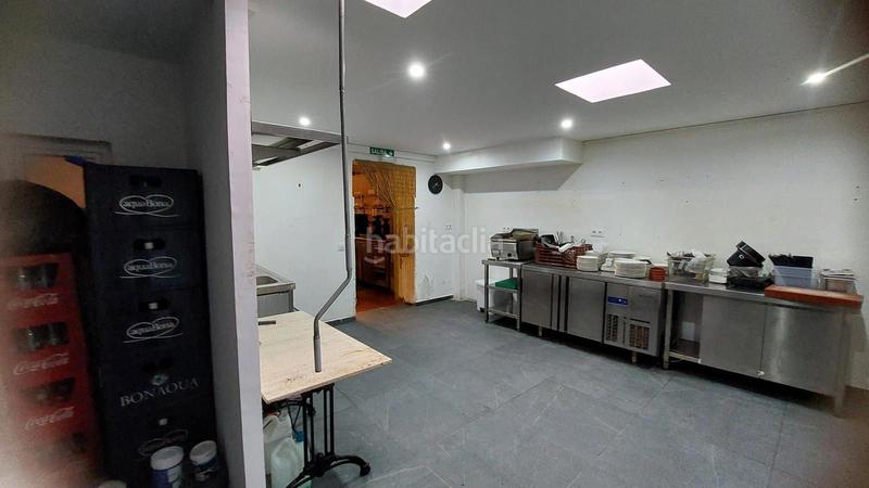 Foto 21cf0dea-9194-4928-b585-2650e1398f1f. Traspàs local comercial a La Nova Esquerra de l´Eixample Barcelona