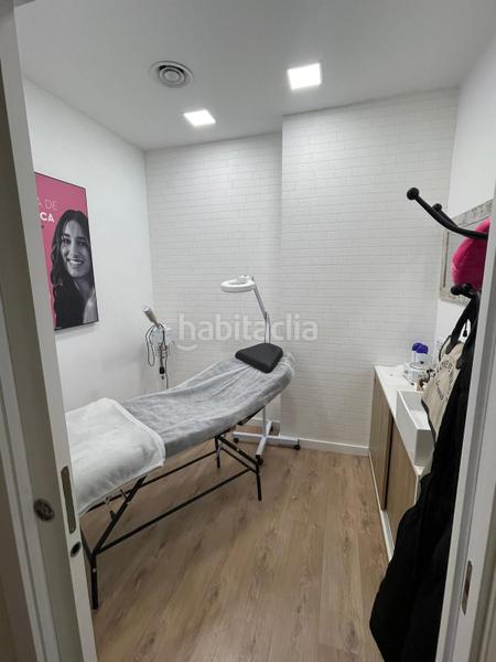 Foto 2ad4d730-4c73-49c5-ad21-a2432c618c97. Traspaso local comercial gran oportunidad de traspaso! centro de estética en sant gervasi en Barcelona