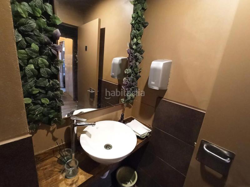 Foto 29615265-50ad-43d0-9c5b-c1979478488c. Pas-de-porte local commercial dans Tres Torres Barcelona