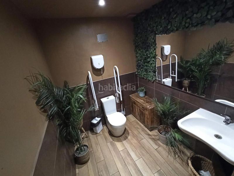 Foto f0d3da43-d83c-4e3c-8e61-fe47f8781926. Transfer business premise in Tres Torres Barcelona