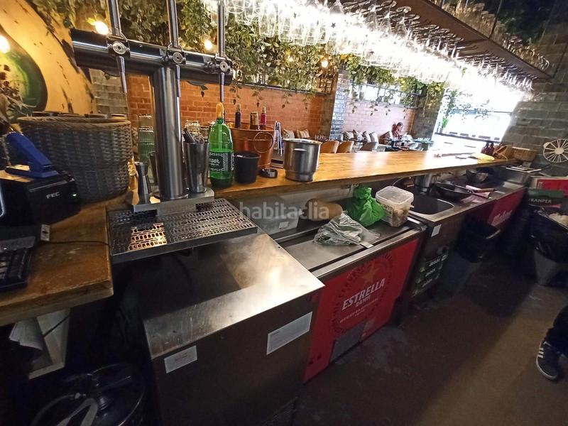 Foto b26854a1-ccee-40e5-8d50-4de128a623c4. Traspaso local comercial traspaso de restaurante en las Tres Torres en Barcelona