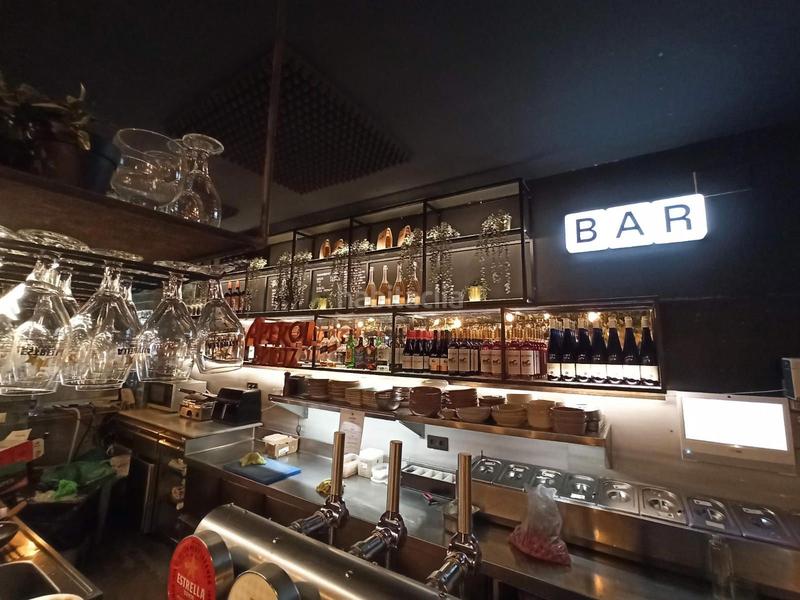 Foto b69fb090-24d9-4f86-a10c-e78fa93c83e8. Traspaso local comercial traspaso de restaurante en las Tres Torres en Barcelona