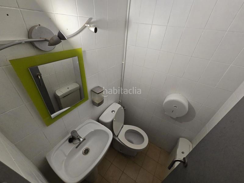 Foto 4b95d5ae-6e9d-4acf-89be-ea91a6f188b9. Pas-de-porte local commercial dans Poblenou Barcelona