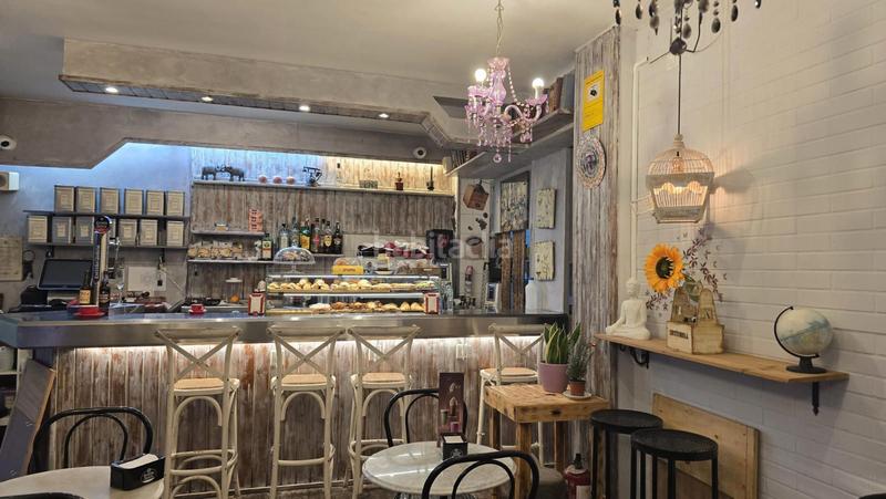 Foto be46c927-65e4-4576-98fa-9a0c68851157. Traspaso local comercial traspaso de barcafetería en funcionamiento en Poblenou, en Barcelona