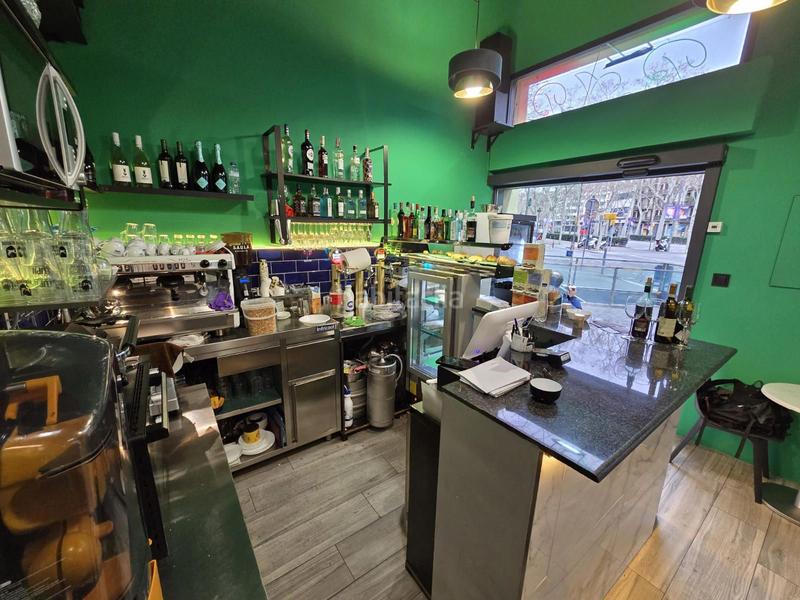 Foto 5fef3d35-5bd0-4c69-bf7e-b225d4effd9c. Trapasso locale commerciale in Sant Antoni Barcelona