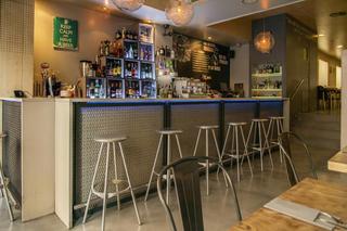 Traspàs Local Comercial a Sant Gervasi - Galvany. Traspaso de restaurantebar con licencia c3mixta en sant gervasig