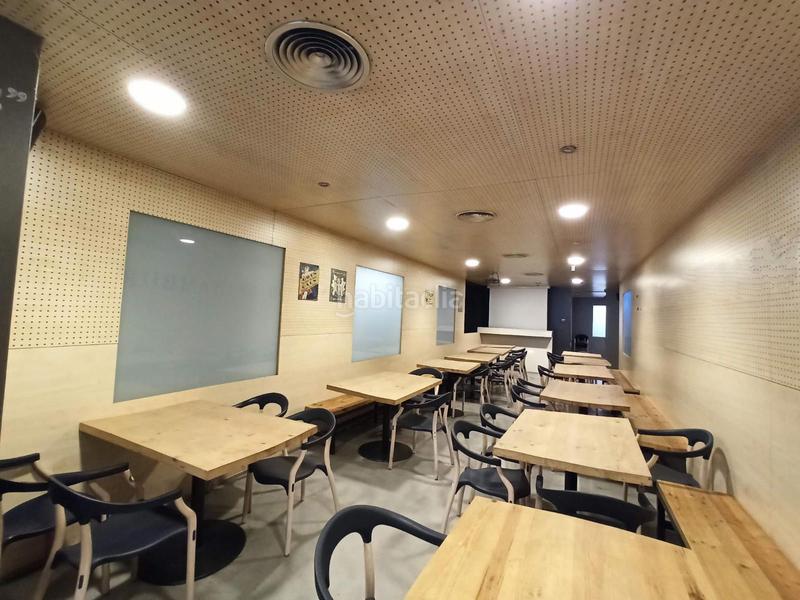 Foto 983babc5-cc64-4b99-b91a-94f5fe59edd8. Traspaso local comercial traspaso de restaurantebar con licencia c3mixta en sant gervasigalvany en Barcelona