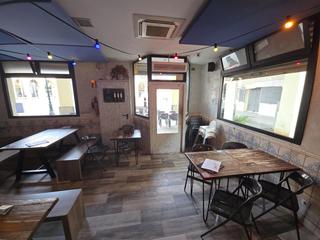Pas-de-porte Local commercial à La Sagrera. Traspaso de restaurante en la sagrera  esquina con terraza en pl