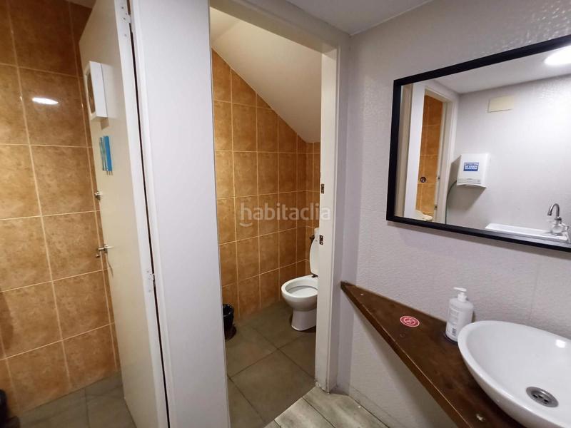 Foto 934fc5e1-64d4-441f-a324-4a2f77f43786. Pas-de-porte local commercial dans Provençals del Poblenou Barcelona