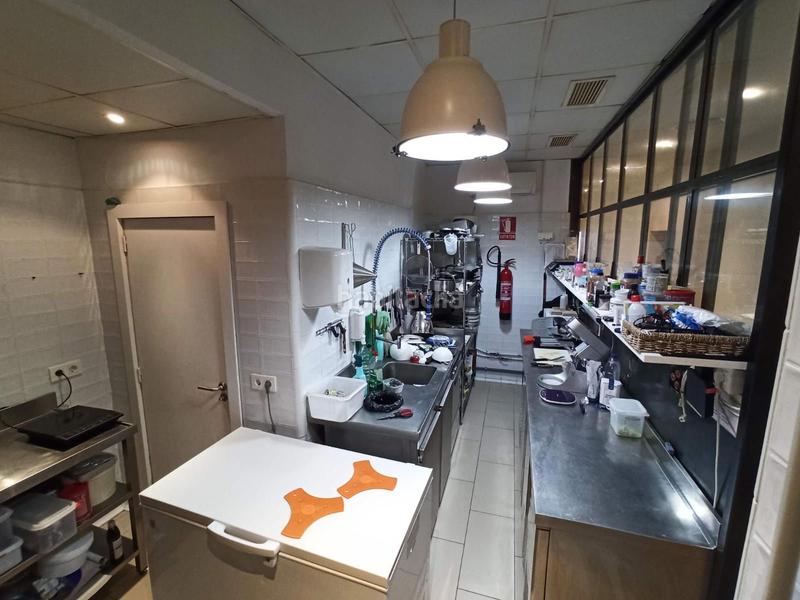 Foto 68a765fc-2217-44f2-8e64-5d8e6d533580. Trapasso locale commerciale in Barri de les Corts Barcelona