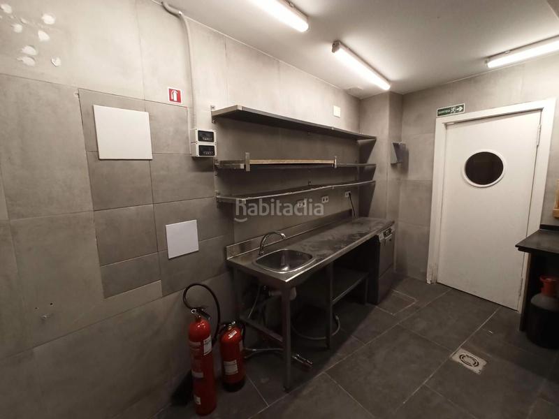 Foto 4ad7bbbd-f73e-404e-87e1-4de85eef0a84. Traspàs local comercial a St. Pere - Sta. Caterina - El Born Barcelona