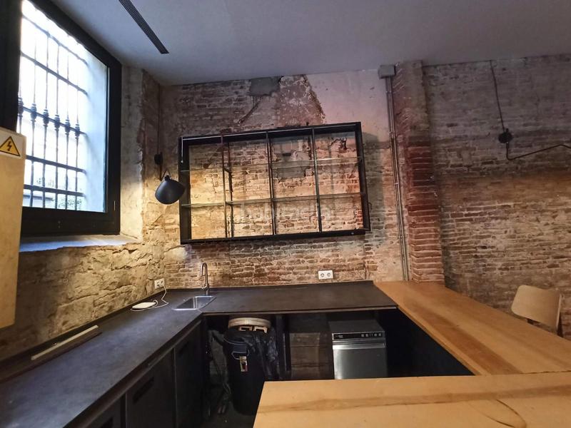 Foto 521b116a-e545-490d-aa0e-3a127fef5117. Trapasso locale commerciale in St. Pere - Sta. Caterina - El Born Barcelona