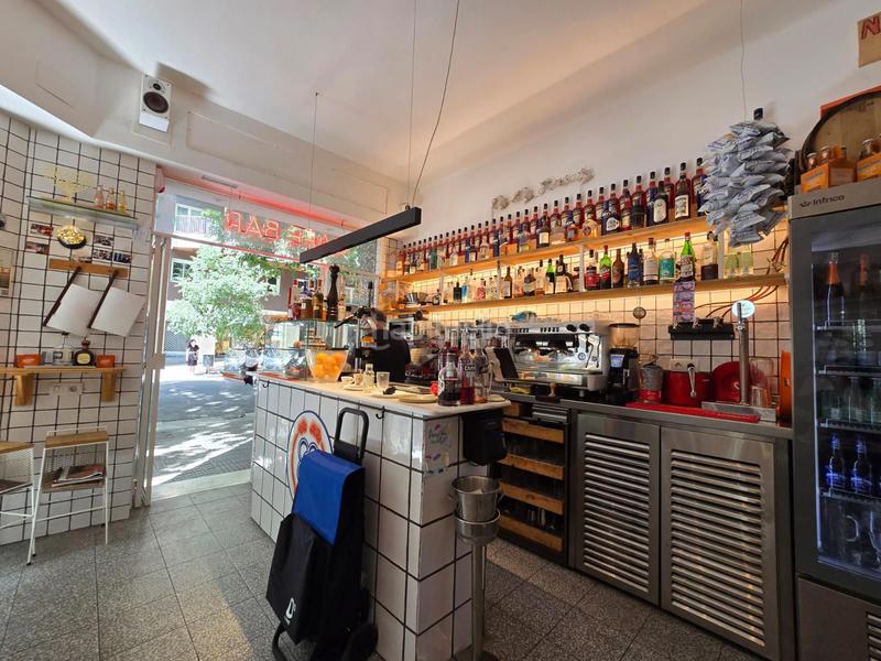 Foto 6e5fce25-dfd2-4f06-a5db-0d3c45f40c43. Transfer business premise in Sagrada Família Barcelona