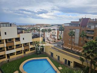 Pis  Dublin (as). Piso con vistas al mar, piscina y licencia turística a unos 200m