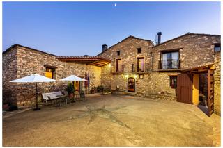 Edificio en Castell de Mur. Conjunto rural con encanto en venta en el montsec  lleida