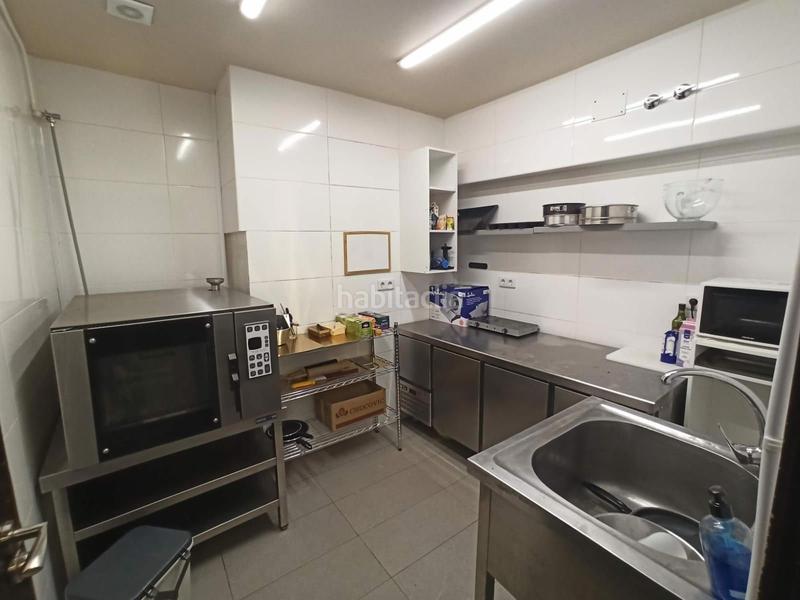 Foto 8221d95d-3681-423b-9501-a74bb4873540. Pas-de-porte local commercial dans Provençals del Poblenou Barcelona