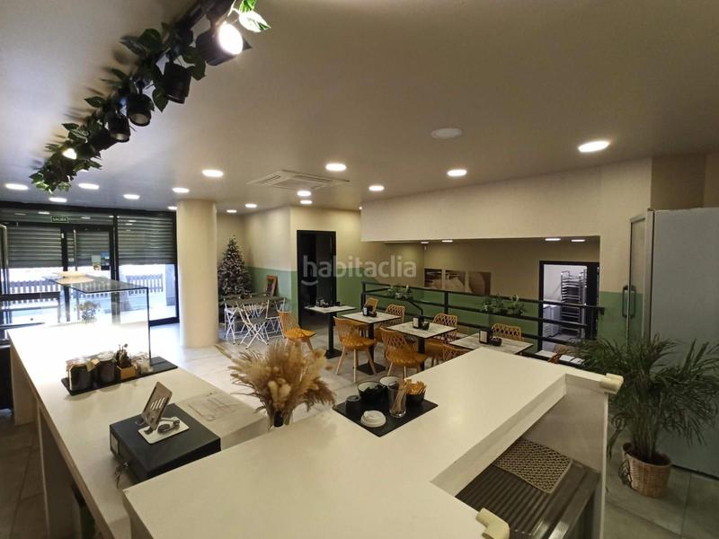 Foto 728a4a80-0609-4baa-ac92-c2bbc1ef2b7e. Traspàs local comercial a Provençals del Poblenou Barcelona