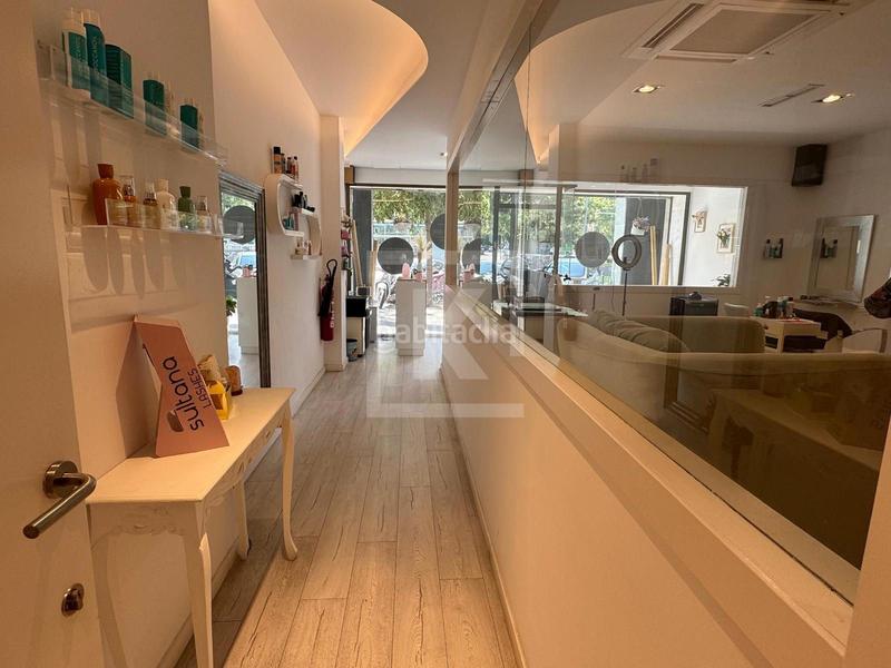 Foto 0b9c28a8-c3b8-4342-8b62-845e8349ab8d. Pas-de-porte local commercial dans Barri de les Corts Barcelona