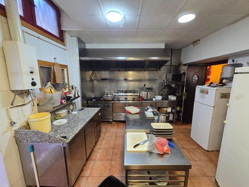 Foto f93a581f-2e8d-4770-9837-ddf4cf12d995. Traspaso local comercial restaurante en funcionamiento en Poblenou traspaso con licencia c3 en Barcelona