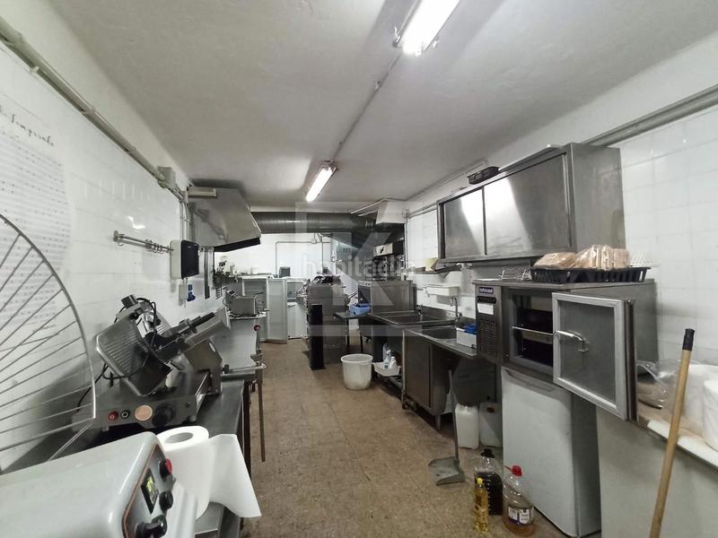 Foto 15f7eb48-6974-4b86-99cd-e3e2151993a5. Traspàs local comercial a La Nova Esquerra de l´Eixample Barcelona