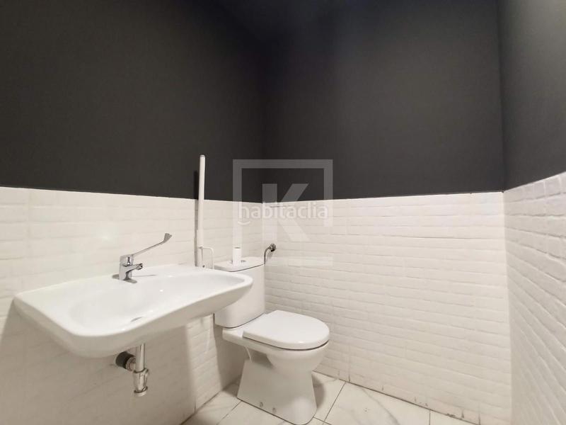 Foto 48fbd7c9-639b-47ca-94b9-fd2173368a0b. Umzug geschäftsraum in La Nova Esquerra de l´Eixample Barcelona