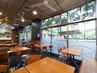 Umzug Geschäftsraum in Diagonal Mar i el Front Marítim del Poblenou. Restaurante con terraza en poblenou en traspaso   con gran facha