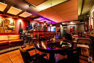 Business premise in El Camp de l´Arpa del Clot