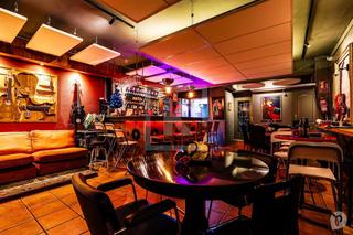 Umzug Geschäftsraum in El Camp de l´Arpa del Clot. Traspaso de restaurante en funcionamiento en el clot  licencia c