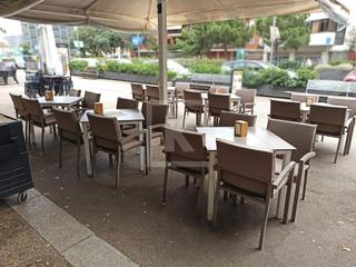 Pas-de-porte Local commercial à Sants. Traspaso restaurante operativo con terraza, cerca de estación de