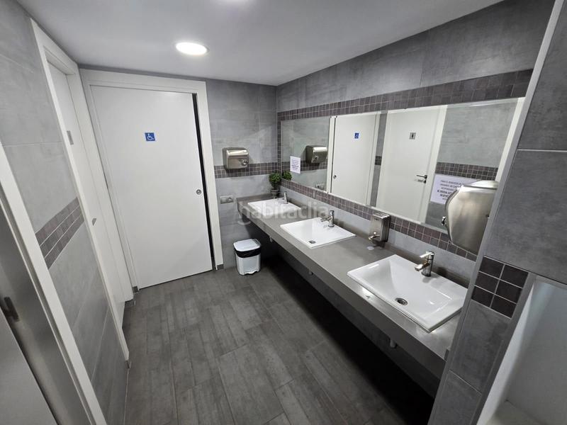 Foto 9ad064d5-4736-41fe-b553-b7f5c7179cae. Traspàs local comercial a El Poble Sec - Parc de Montjuïc Barcelona