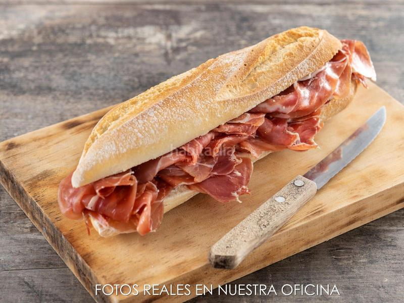 Foto ae95f0bc-9e71-4ee5-8803-b3619dc7d6dd. Trapasso locale commerciale in Bufalà Badalona