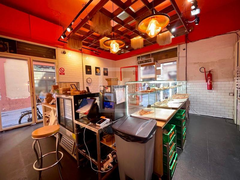 Foto 5fc02ce1-02a0-4601-b3d4-41bb832488ef. Trapasso locale commerciale in Vila de Gràcia Barcelona