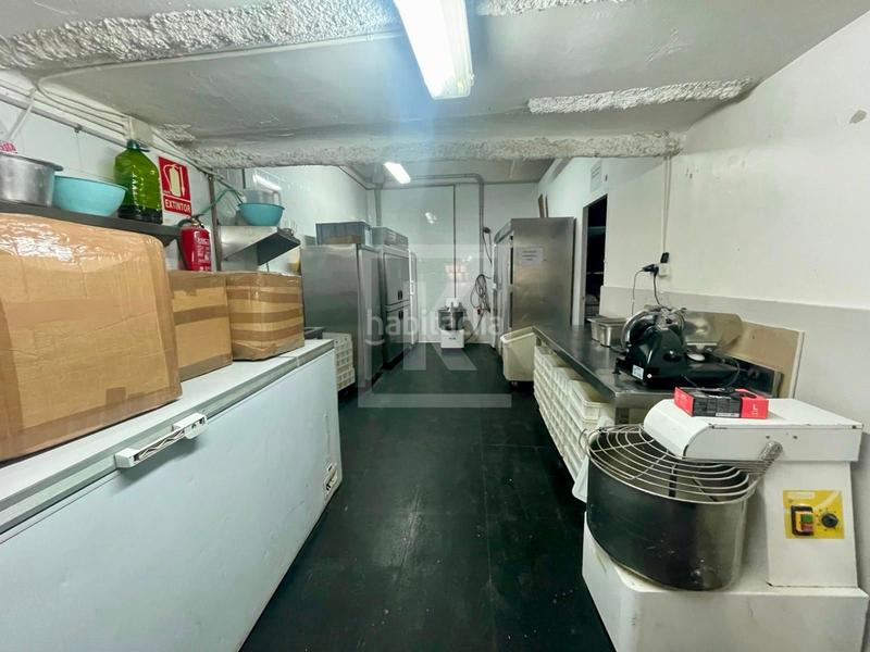 Foto f965851a-21d3-44d0-b289-eada8dc10354. Trapasso locale commerciale in Vila de Gràcia Barcelona