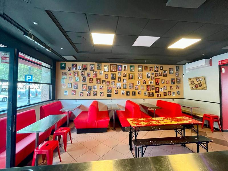 Foto 1f1ac6f1-20cd-4345-aa63-ea11d2e49495. Traspaso local comercial oportunidad en El Clot restaurantebar equipado con terrazac3 mixta en Barcelona