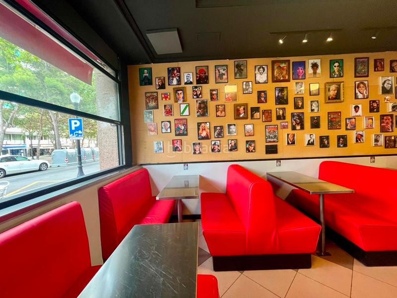 Foto dadbc466-21a0-4d71-bb9e-17bf3454092f. Traspaso local comercial oportunidad en El Clot restaurantebar equipado con terrazac3 mixta en Barcelona