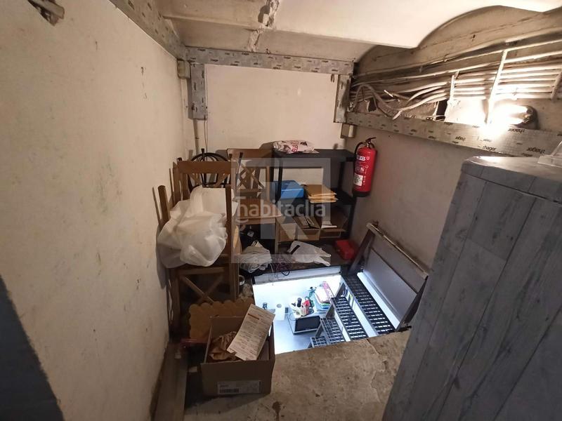 Foto 1e9b292b-1ba7-4526-af4a-9df1cf5a8599. Traspaso local comercial bar en traspaso en el Guinardó licencia c1 y terraza en Barcelona