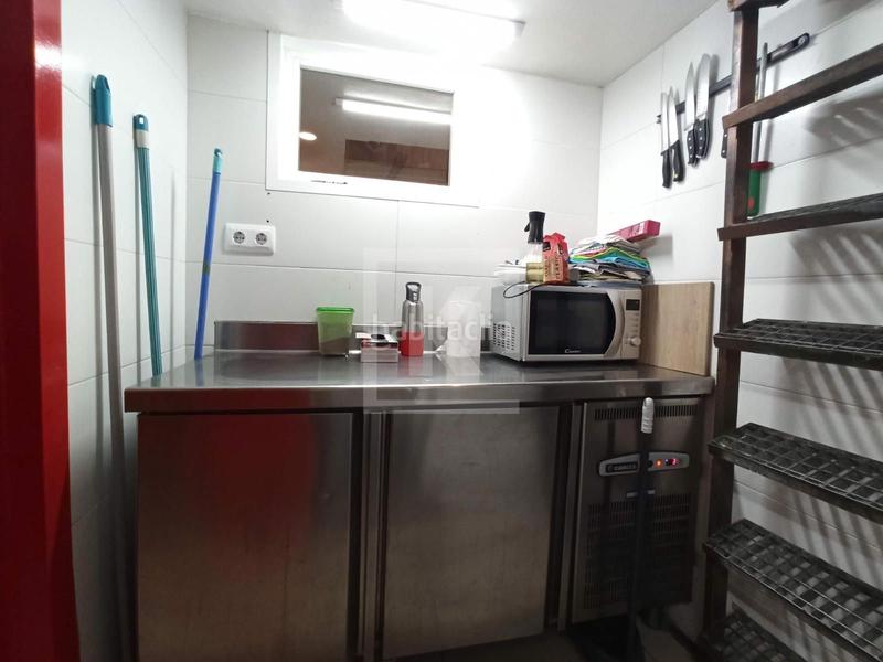 Foto ab7f93f8-4f0d-44bf-9038-a0265d122c6a. Traspaso local comercial bar en traspaso en el Guinardó licencia c1 y terraza en Barcelona