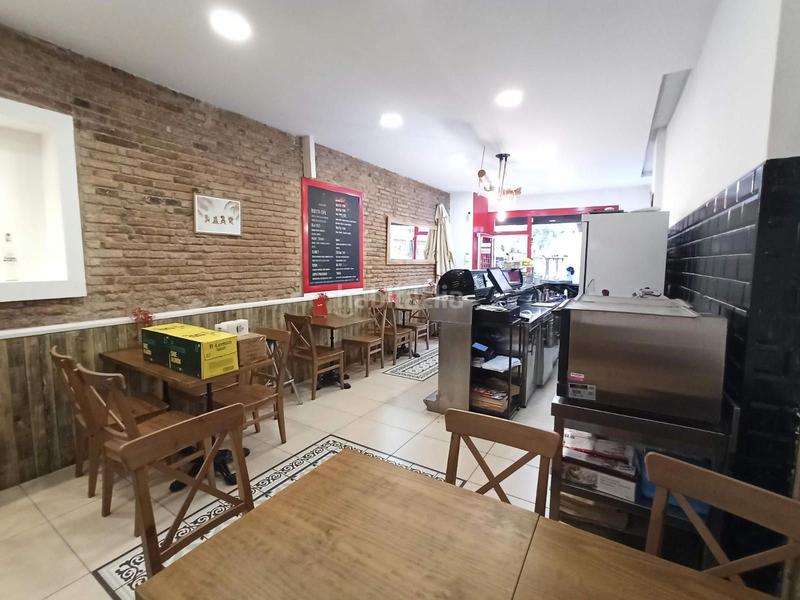 Foto 005c5298-938f-45a3-ae8e-f1590ceea9bf. Trapasso locale commerciale in Guinardó Barcelona