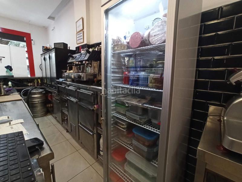 Foto 60634db6-e23c-480d-96d2-e365f11004e7. Trapasso locale commerciale in Guinardó Barcelona