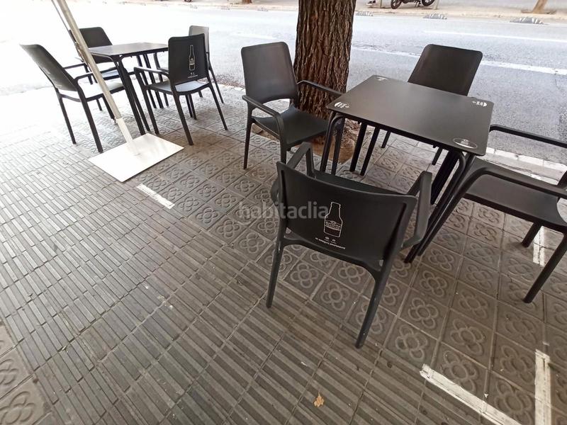 Foto ce7c123f-f04d-412e-ae85-b30551bc03b0. Trapasso locale commerciale in Guinardó Barcelona