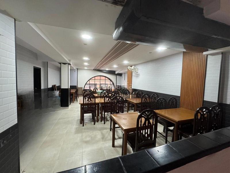 Foto a5b34ebd-fa45-4ee7-bf7d-a4ac237b1bfb. Traspaso local comercial traspaso de restaurante c3 mixto en ubicación privilegiada ciutat vella, en Barcelona