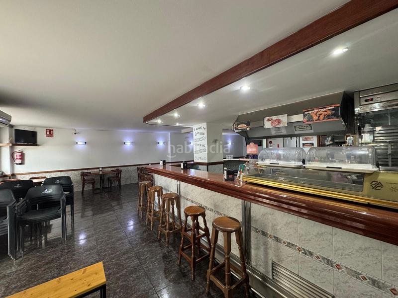 Foto 236e6b04-f536-4e3e-9902-17d777a2febb. Pas-de-porte local commercial dans Torrent d'en Pere Parres Terrassa